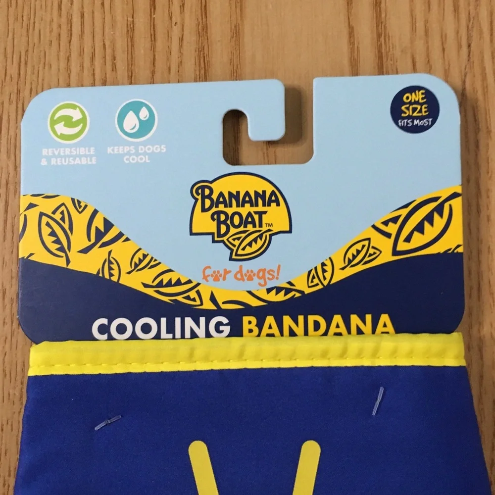 New Doggie Banana Boat Cooling Bandana One Size Fits Most Soak & Chill in Water